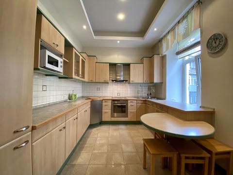 квартира за адресою Михайлівська вул., 24б