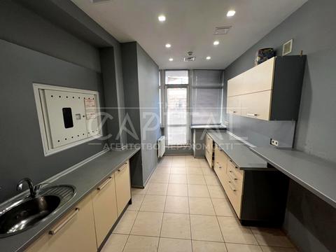 коммерческая по адресу Леси Украинки бульв., 23