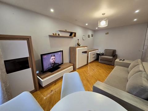 квартира за адресою Карпатська вул., 14