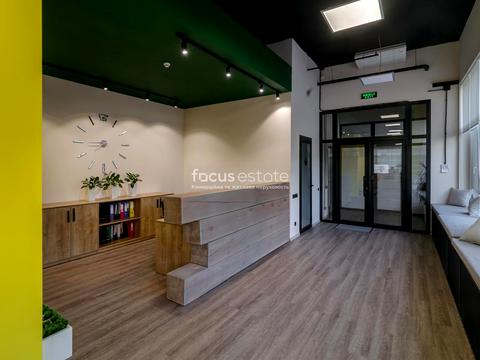 комерційна за адресою Борщагівська вул., 154