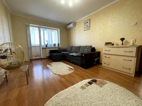 квартира по адресу Головатого ул.