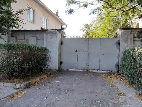 комерційна за адресою Богдана Хмельницького просп. (Героїв Сталінграда), 38а