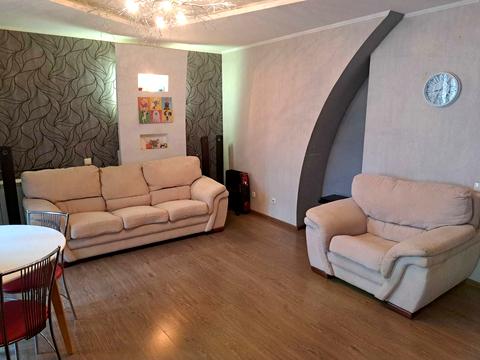 квартира за адресою Вадима Жукова вул. (Бєляєва), 8