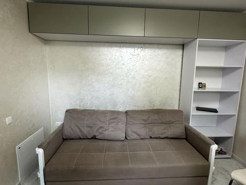 квартира за адресою Кобринської Н., 13