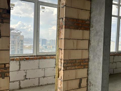 коммерческая по адресу Днепровская набережная ул., 14