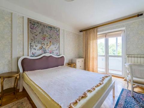 квартира за адресою Новогоспітальна вул. (Щорса пров.), 5-А