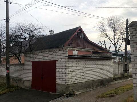 будинок за адресою Набережна Під Скелями вул.