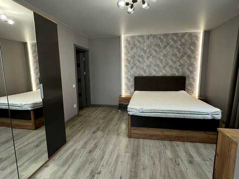 квартира по адресу Арцеулова ул., 8б