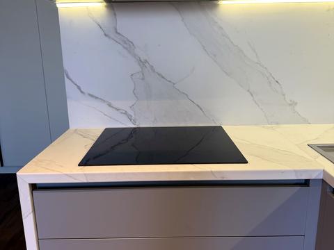 квартира за адресою Причальна вул., 14