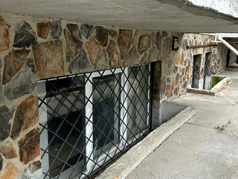 коммерческая по адресу Университетская ул., 2-Ю