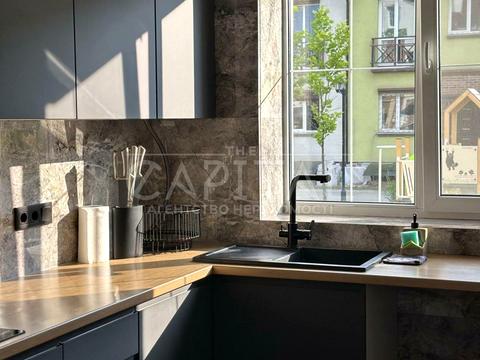будинок за адресою Новообухівське шосе, 1