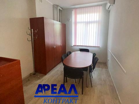 квартира по адресу пр металургів, 8а