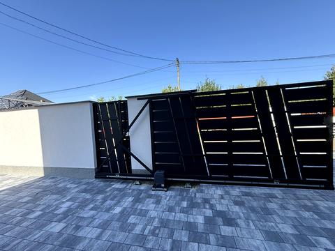 будинок за адресою Героїв 128-ї Бригади вул. (8 Березня), 71