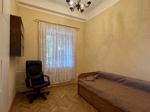квартира по адресу Лютеранская ул., 11