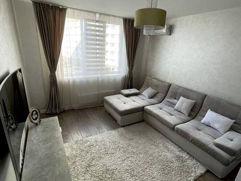 квартира за адресою Академіка Заболотного вул., 15