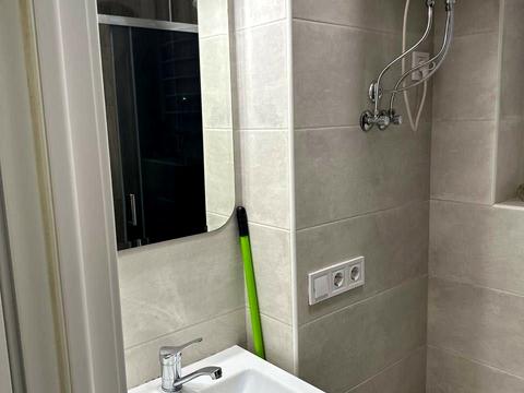 квартира за адресою Регенераторна вул., 4 к8