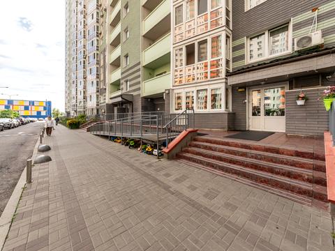 квартира за адресою Софії Русової вул., 7