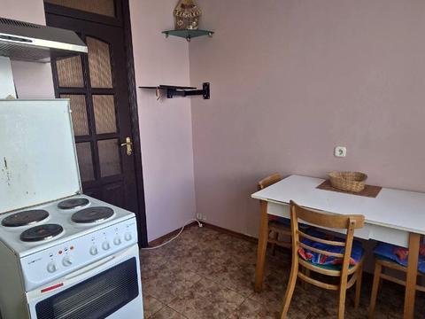 квартира за адресою Академіка Глушкова просп., 25