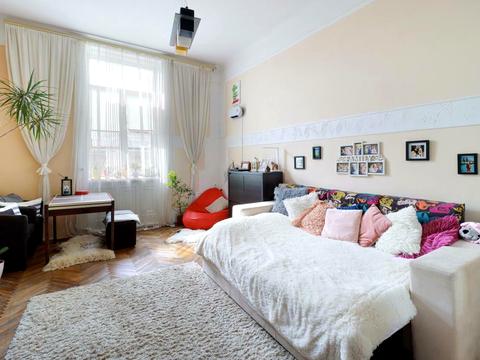 квартира по адресу Ивана Гонты ул., 8