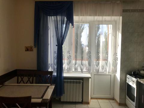 квартира по адресу Печерский спуск, 8