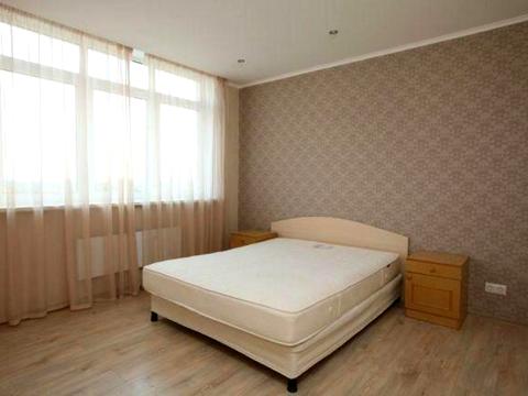 квартира по адресу Миколы Бажана просп., 8-Б