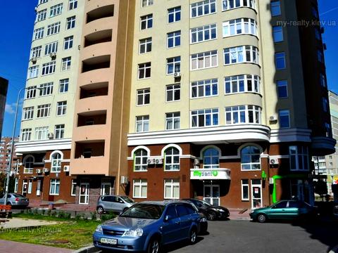 квартира за адресою Драгоманова вул., 40-Е
