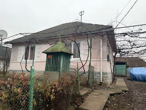 будинок за адресою с. Ляхівці, Центральна