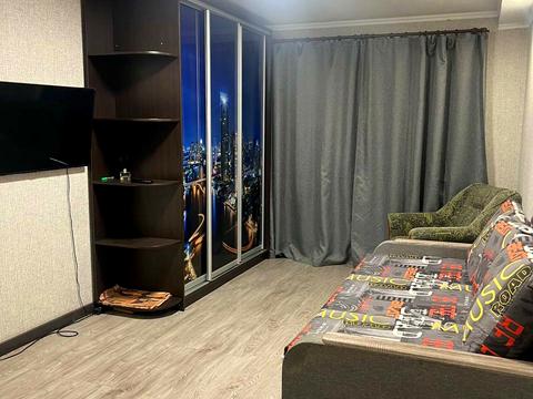 квартира за адресою Оболонська пл. (Дружби Народів СРСР), 1