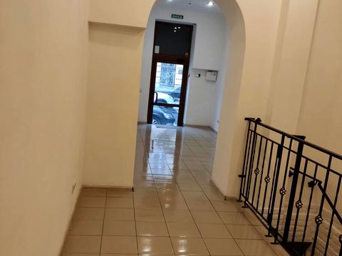 комерційна за адресою Шпитальна вул., 26