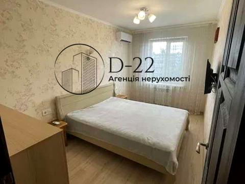 квартира за адресою Леся Курбаса просп., 18