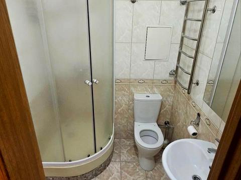 квартира за адресою В'ячеслава Чорновола вул., 20