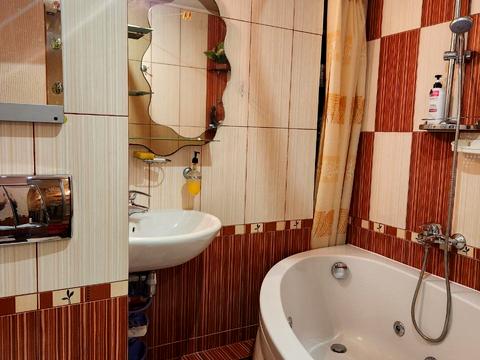 квартира за адресою Академіка Глушкова просп., 24