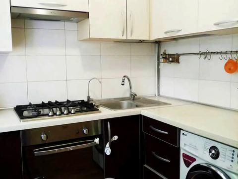 квартира за адресою Астрономічна вул., 21