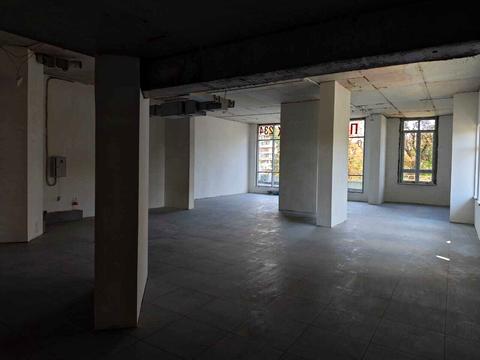комерційна за адресою Київ, Вишгородська вул., 45