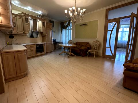 квартира за адресою Старонаводницька вул., 6-Б