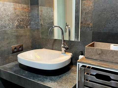 квартира за адресою Авіаконструктора Ігоря Сікорського вул. (Танкова), 1