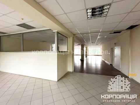 комерційна за адресою Швабська вул., 11