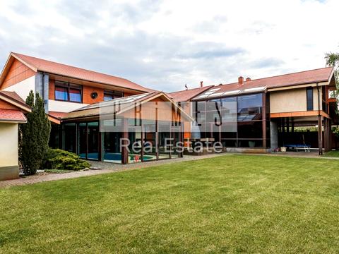 будинок за адресою 126-та Садова вул.