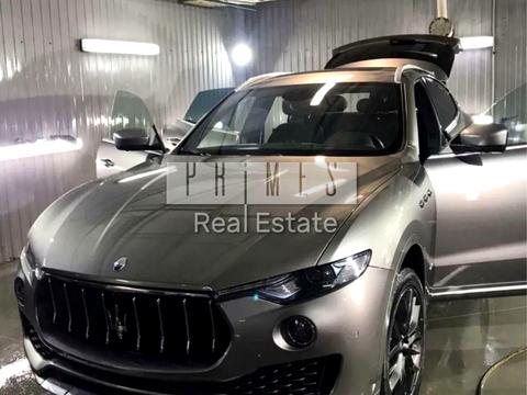 комерційна за адресою Дніпровська набережна вул., 8-А