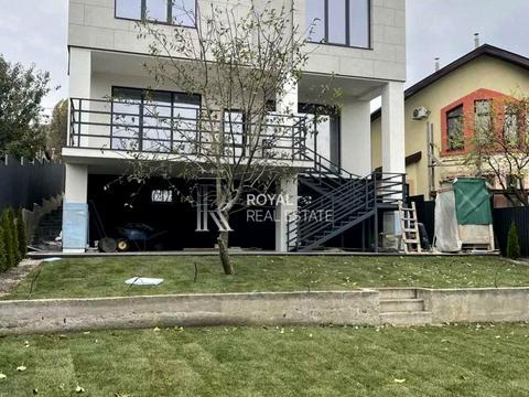 будинок за адресою Добрий Шлях вул.