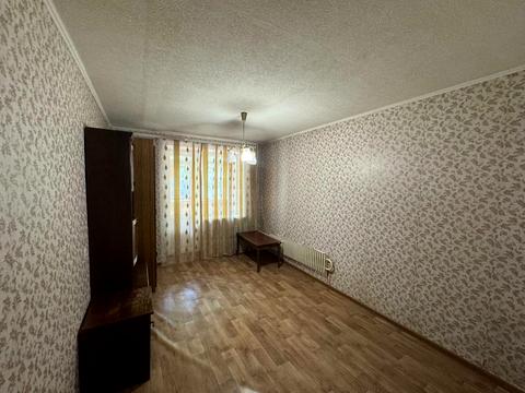квартира за адресою Олега Адамовського вул. (Камська), 1