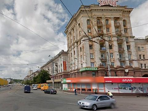 коммерческая по адресу Вокзальная пл. (Петровского), 1