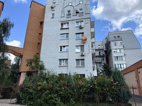 квартира за адресою Оленівська вул., 10