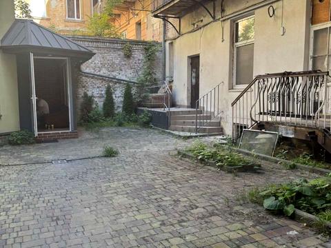 квартира за адресою Дорошенка вул., 48