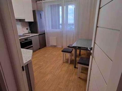 квартира за адресою Миколи Руденка бульв. (Кольцова), 8