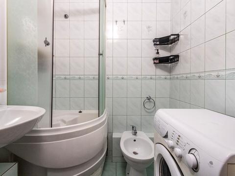 квартира за адресою Гната Хоткевича вул., 67а