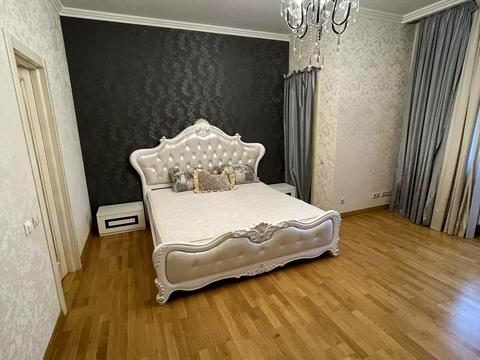 квартира за адресою Євгена Коновальця вул. (Щорса), 32-Г