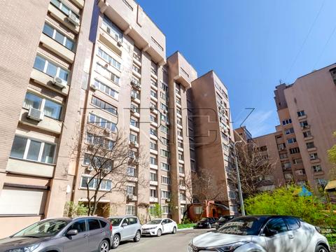 квартира за адресою Антоновича вул. (Горького), 104