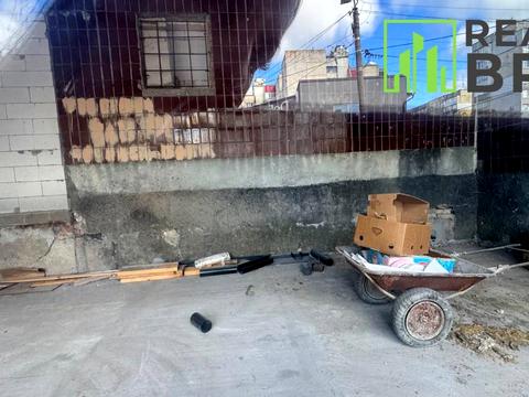 комерційна за адресою Проскурівського підпілля вул., 1