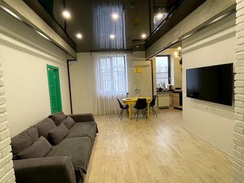 квартира за адресою Євгенія Єніна вул. (Бакуліна), 1